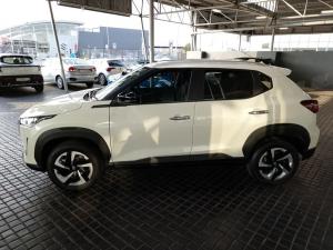 Nissan Magnite 1.0 Visia auto - Image 4