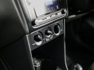 Volkswagen Polo Vivo hatch 1.4 Trendline - Image 23