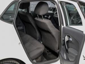 Volkswagen Polo Vivo hatch 1.4 Trendline - Image 26