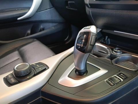 Image BMW 1 Series 118i 5-door Urban auto