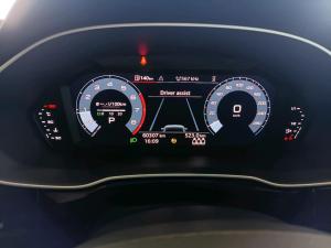 Audi Q3 40TFSI quattro S line - Image 13