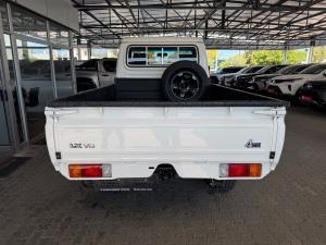 Toyota Land Cruiser 79 4.5D-4D LX V8 single cab - Image 5