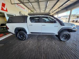 Toyota Hilux 2.8GD-6 double cab 4x4 Legend 50 auto - Image 3