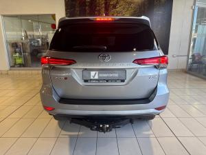 Toyota Fortuner 2.4GD-6 4x4 - Image 5