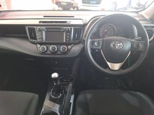 Toyota RAV4 2.0 GX - Image 6