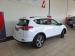 Toyota RAV4 2.0 GX - Thumbnail 2