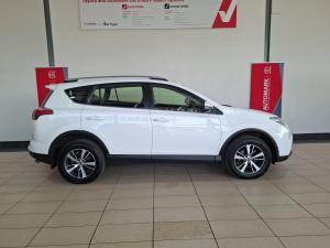 Toyota RAV4 2.0 GX - Image 3