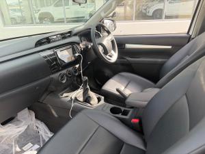 Toyota Hilux 2.4GD-6 single cab flat deck 4x4 - Image 7