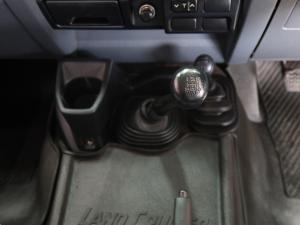 Toyota Land Cruiser 79 4.5D-4D V8 double cab LX 70th Anniversary - Image 11