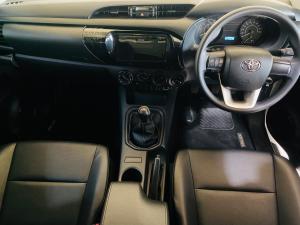 Toyota Hilux 2.4GD-6 single cab flat deck 4x4 - Image 6