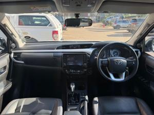 Toyota Hilux 2.8GD-6 double cab 4x4 Raider auto - Image 6