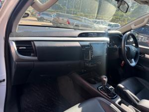 Toyota Hilux 2.8GD-6 double cab 4x4 Raider auto - Image 7