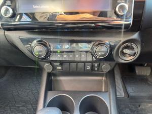 Toyota Hilux 2.8GD-6 double cab 4x4 Raider auto - Image 15