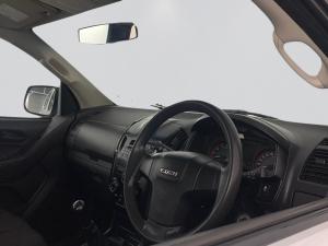 Isuzu D-MAX 250 HO HI-RIDE D/C - Image 17