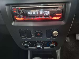 Nissan NP200 1.6 Safety PackS/C - Image 11