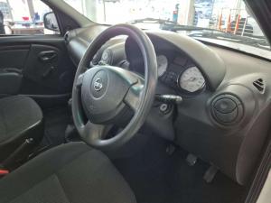 Nissan NP200 1.6 Safety PackS/C - Image 7
