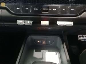 Kia Tasman 2.2D X-PROD/C automatic 4X4 - Image 19