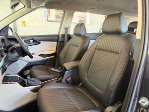 Kia Carens 1.5D automatic LX - Image 11