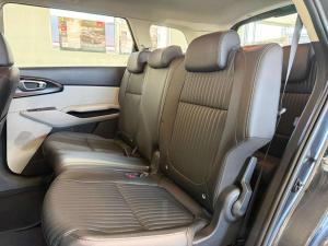 Kia Carens 1.5D automatic LX - Image 12