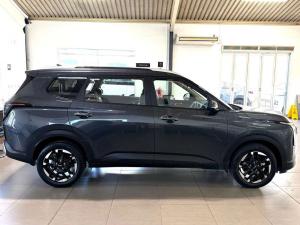 Kia Carens 1.5D automatic LX - Image 6