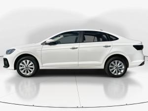 Volkswagen Polo sedan 1.6 Life - Image 4