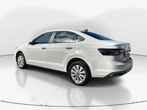 Volkswagen Polo sedan 1.6 Life - Image 5