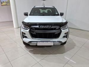 Isuzu D-Max 3.0TD double cab V-Cross 4x4 - Image 4