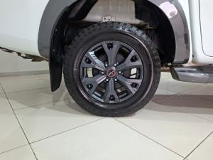 Isuzu D-Max 3.0TD double cab V-Cross 4x4 - Image 6