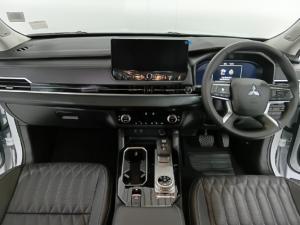 Mitsubishi Outlander 2.5 Exceed - Image 11
