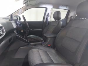 Peugeot Landtrek 1.9TD double cab Active 4x4 - Image 13