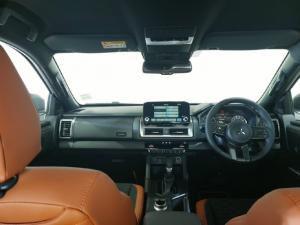 Mitsubishi Triton 2.4 BI-TURBO Di-DC 4X4 automaticD/C - Image 6