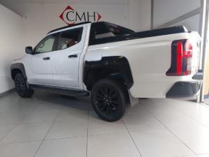Mitsubishi Triton 2.4 BI-TURBO Di-DC 4X4 automaticD/C - Image 4