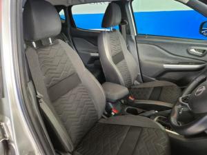 Nissan Magnite 1.0 Turbo Acenta Plus auto - Image 11