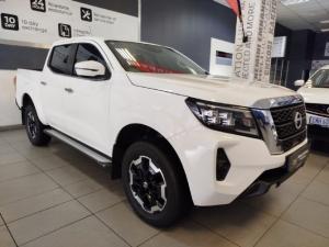 Nissan Navara 2.5DDTi double cab LE Plus 4x4 - Image 1
