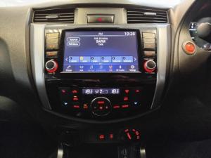 Nissan Navara 2.5DDTi double cab LE Plus 4x4 - Image 9
