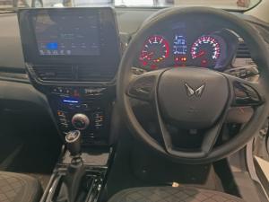 Mahindra XUV 3XO 1.2T MX2 manual - Image 14
