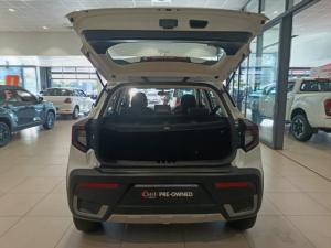 Mahindra XUV 3XO 1.2T MX2 manual - Image 5