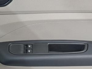 Renault Triber 1.0 Express panel van - Image 15