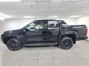 Mitsubishi Triton 2.4 BI-TURBO Di-DC 4X4 automaticD/C - Image 2