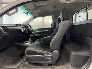 Toyota Hilux 2.8GD-6 Xtra cab Raider - Image 6