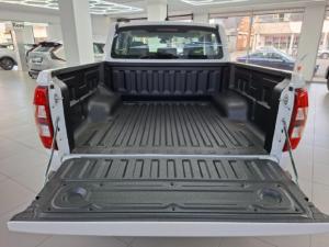 JMC Vigus 2.5TD double cab auto - Image 6