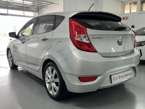 Hyundai Accent hatch 1.6 Fluid - Image 6