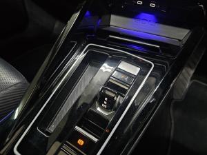 Volkswagen Golf R - Image 10