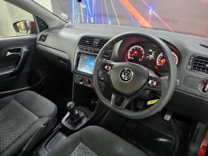 Volkswagen Polo Vivo hatch 1.4 Life - Image 5