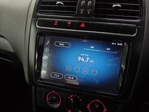 Volkswagen Polo Vivo hatch 1.4 Life - Image 7