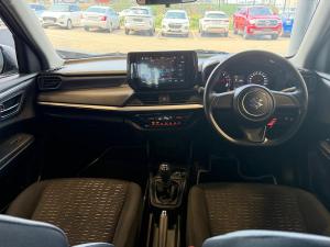 Suzuki Swift 1.2 GL - Image 13