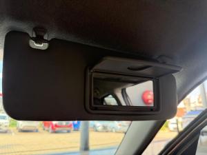 Suzuki Swift 1.2 GL - Image 21