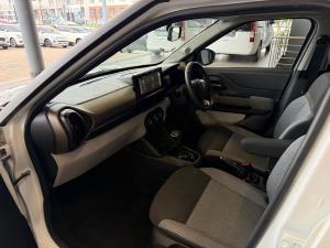 Mahindra XUV 3XO 1.2T MX2 auto - Image 10