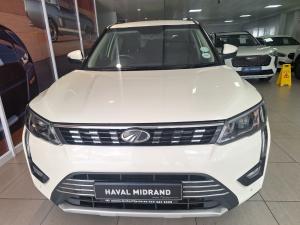 Mahindra XUV300 1.2T W8 - Image 3