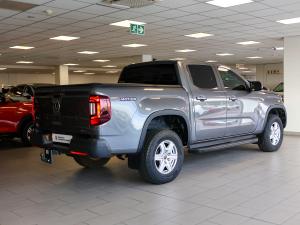 Volkswagen Amarok 2.0TDI double cab Life 4Motion auto - Image 10